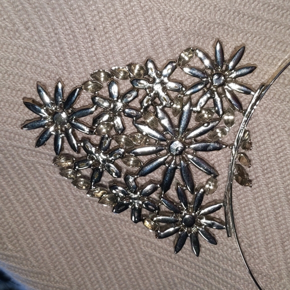 Head band - Picture 3 of 11